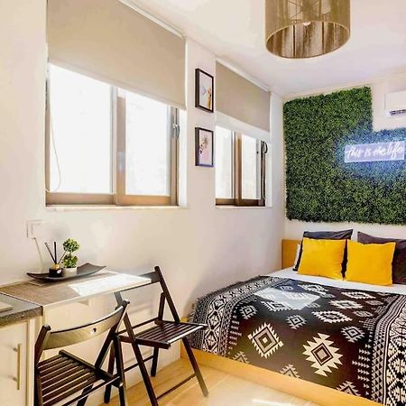 Downtown 22Sqm Green Nest King-Size Bed Atenas Exterior foto