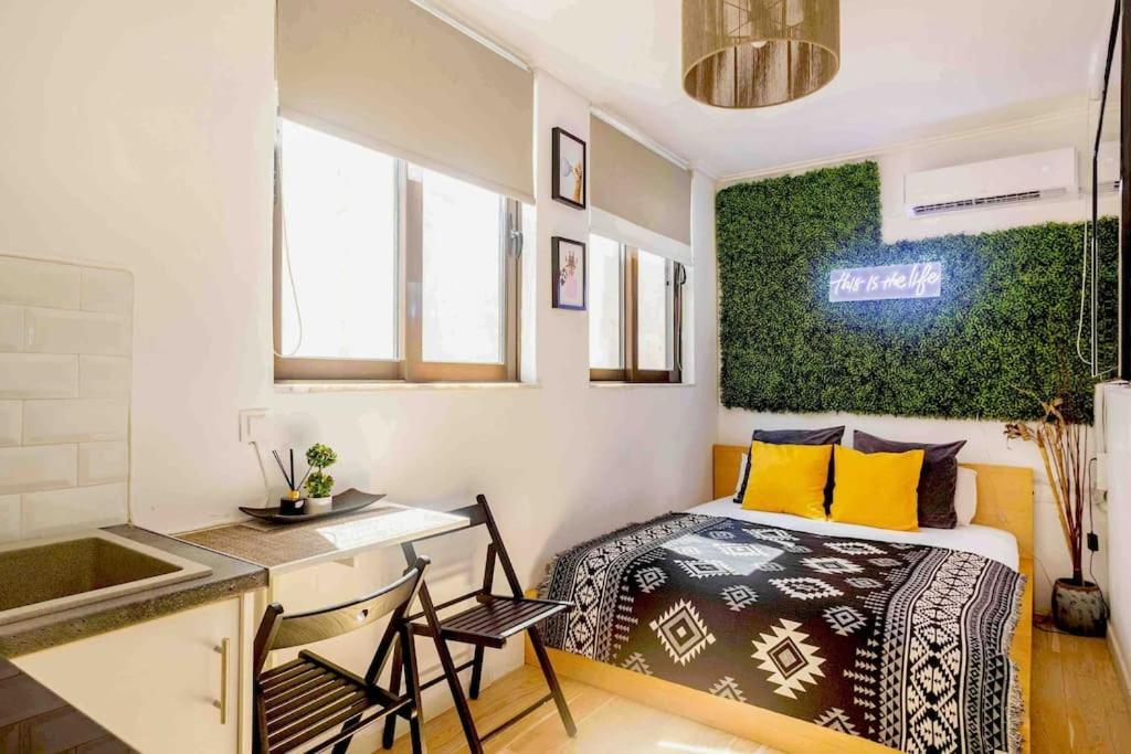 Downtown 22Sqm Green Nest King-Size Bed Atenas Exterior foto
